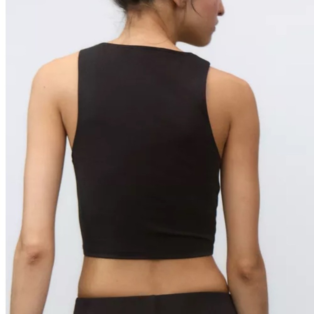 Zara Black Fitted Sleeveless Crop Tank Top - Picture 2 of 12